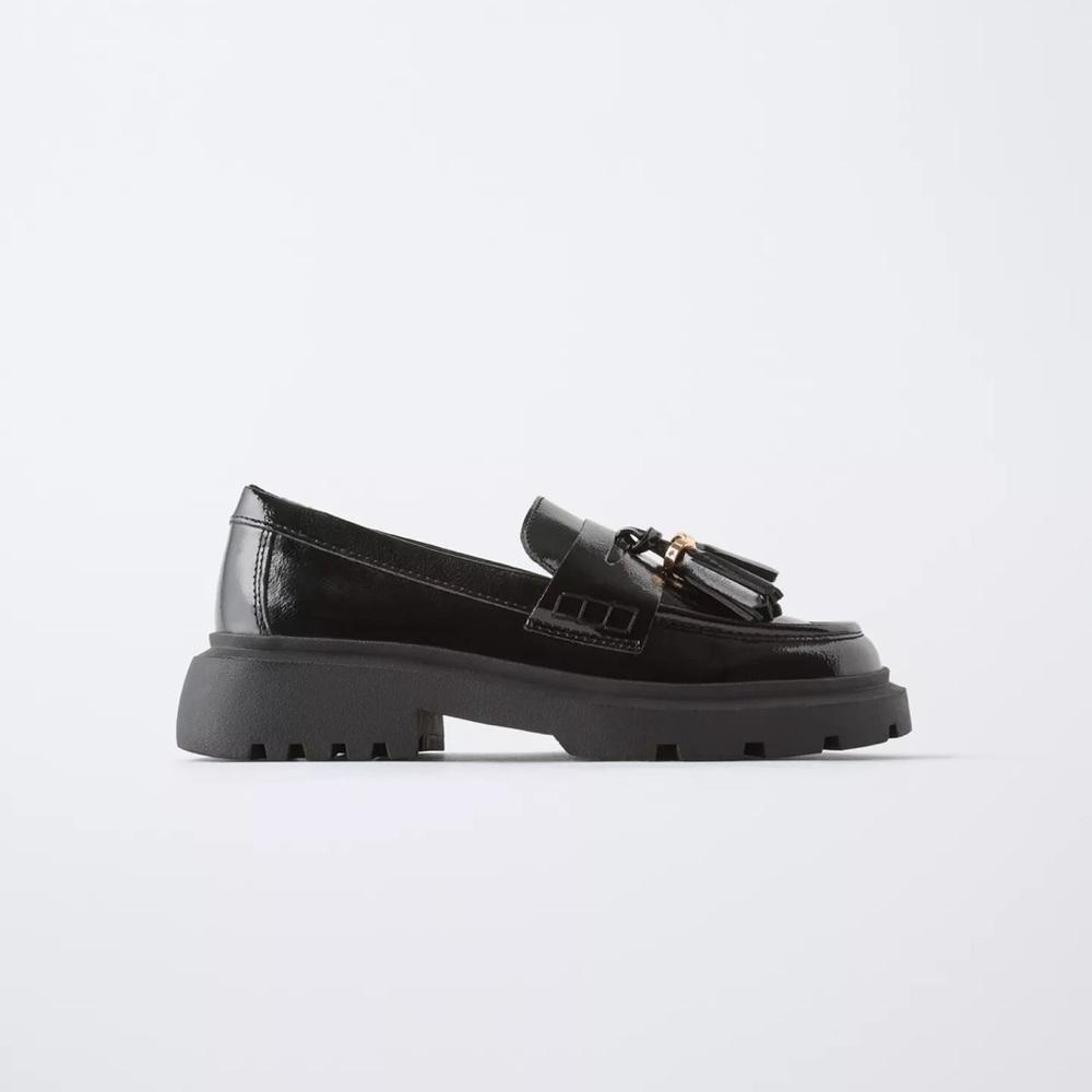 TASSALED MOCASSIN GIRL LOAFERS